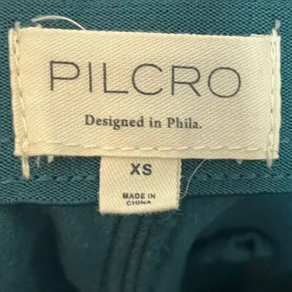 Welcome to my closet! - Picture 9 of 14